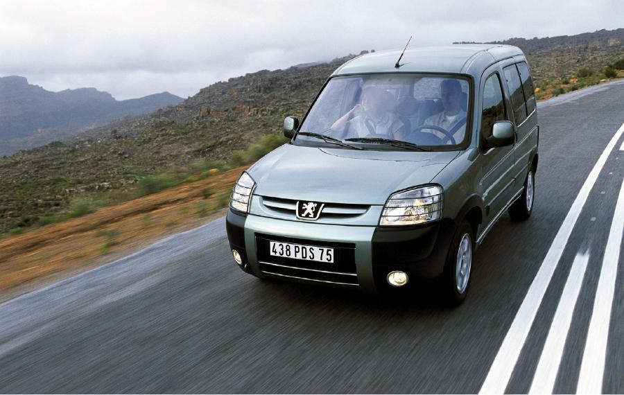  Peugeot Partner Tepee 2003 года  (фото 12 из 22)